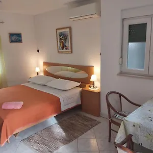 Seaside For 2 P Apartmán