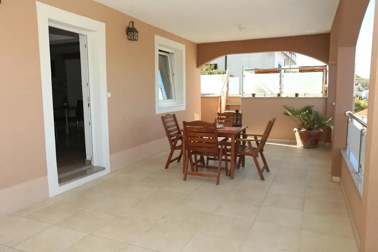 Villa Andric Trogir 0*,