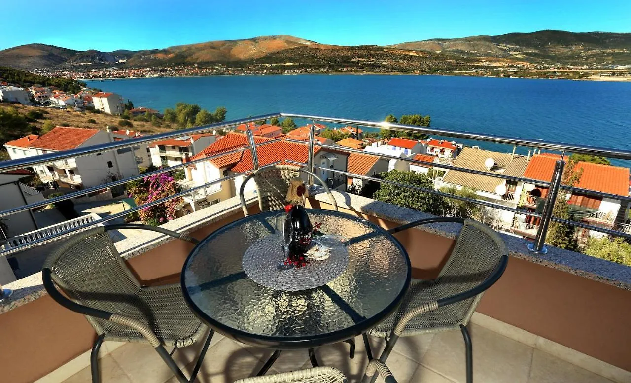 Villa Andric Trogir 0*,